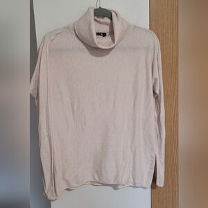 💜2 for $10💜 Bundle and save Women's Cream Turtleneck Sweater